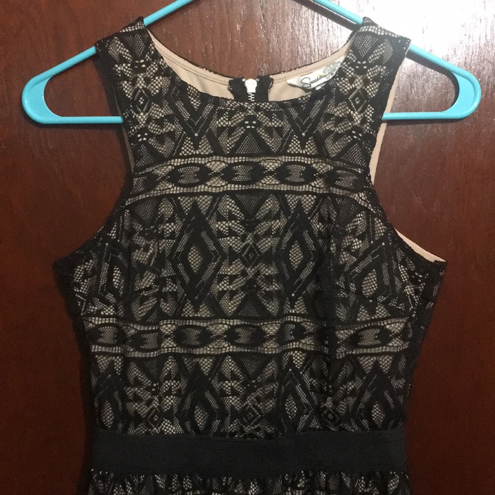 Black and nude lace sleeveless dress
